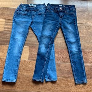 2 pairs Old Navy sz 8 jeans